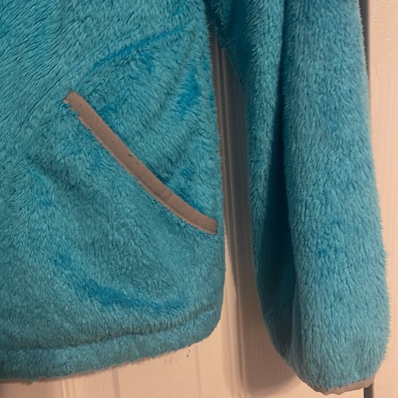 The North Face Girls zip up in blue and grey with hood size Large 14-16 - Picture 8 of 12